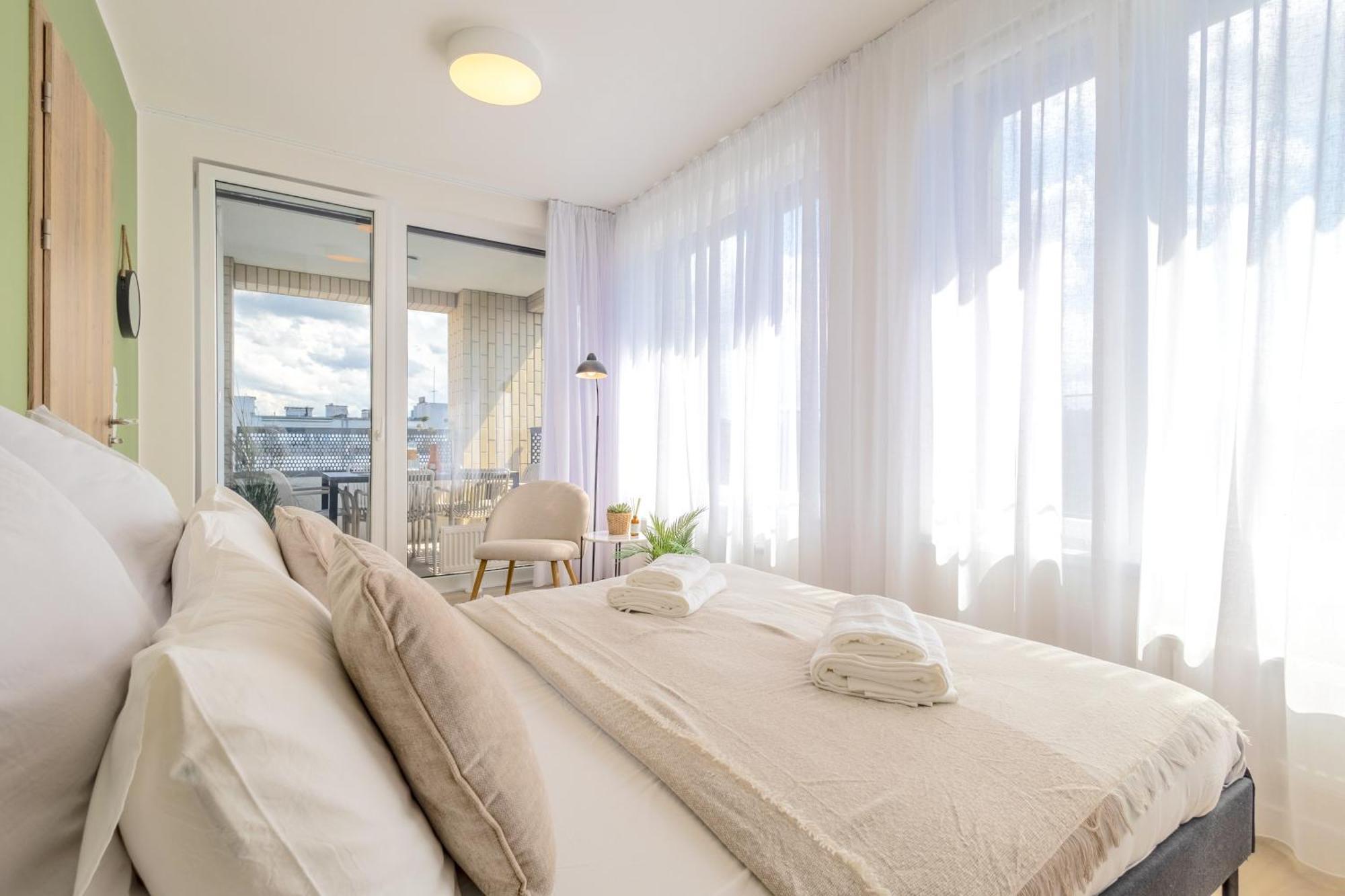 Bright 2Br - 7Th Floor, Balcony, Free Parking By Gravity Prague Apartamento Exterior foto