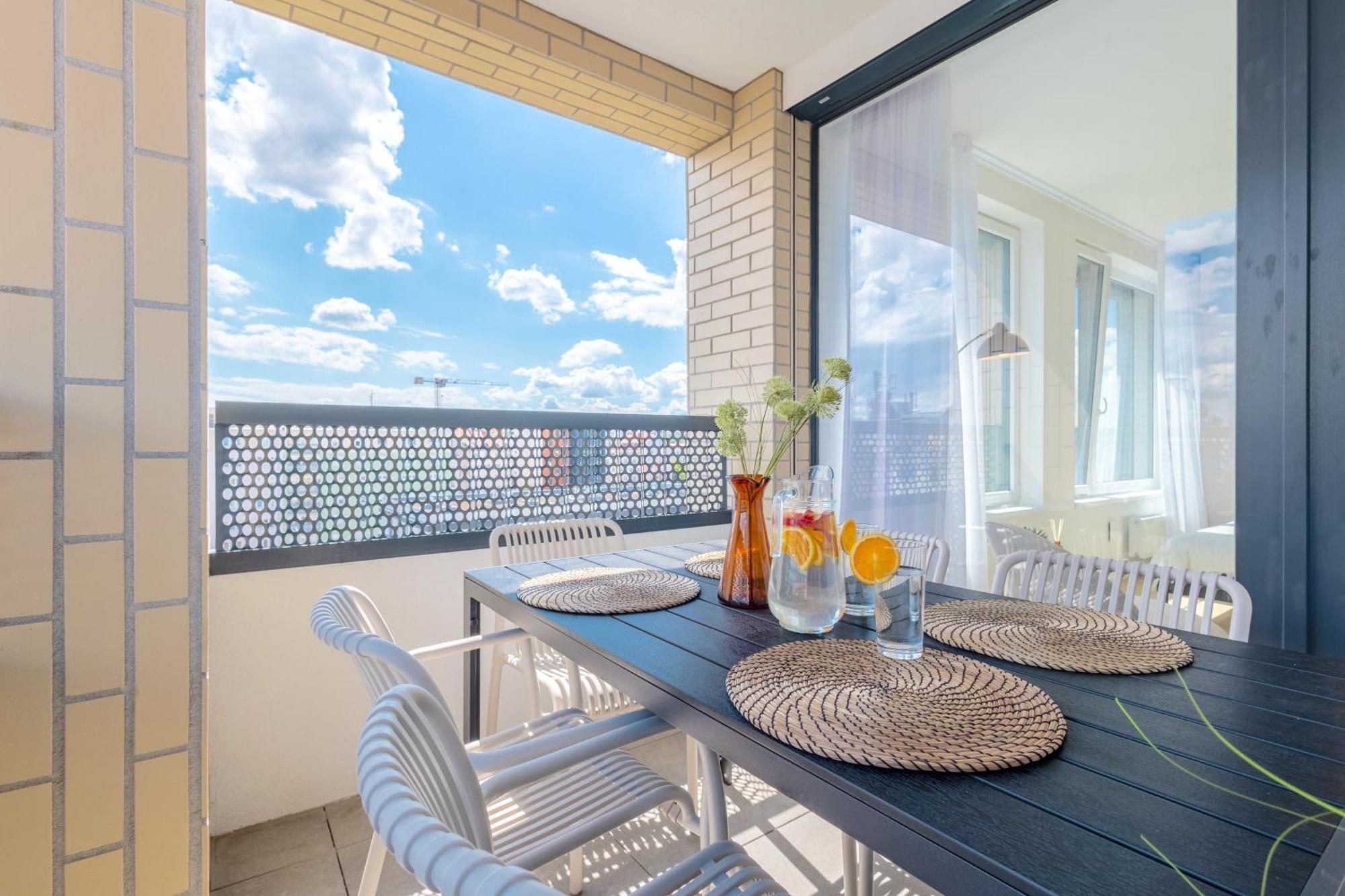 Bright 2Br - 7Th Floor, Balcony, Free Parking By Gravity Prague Apartamento Exterior foto