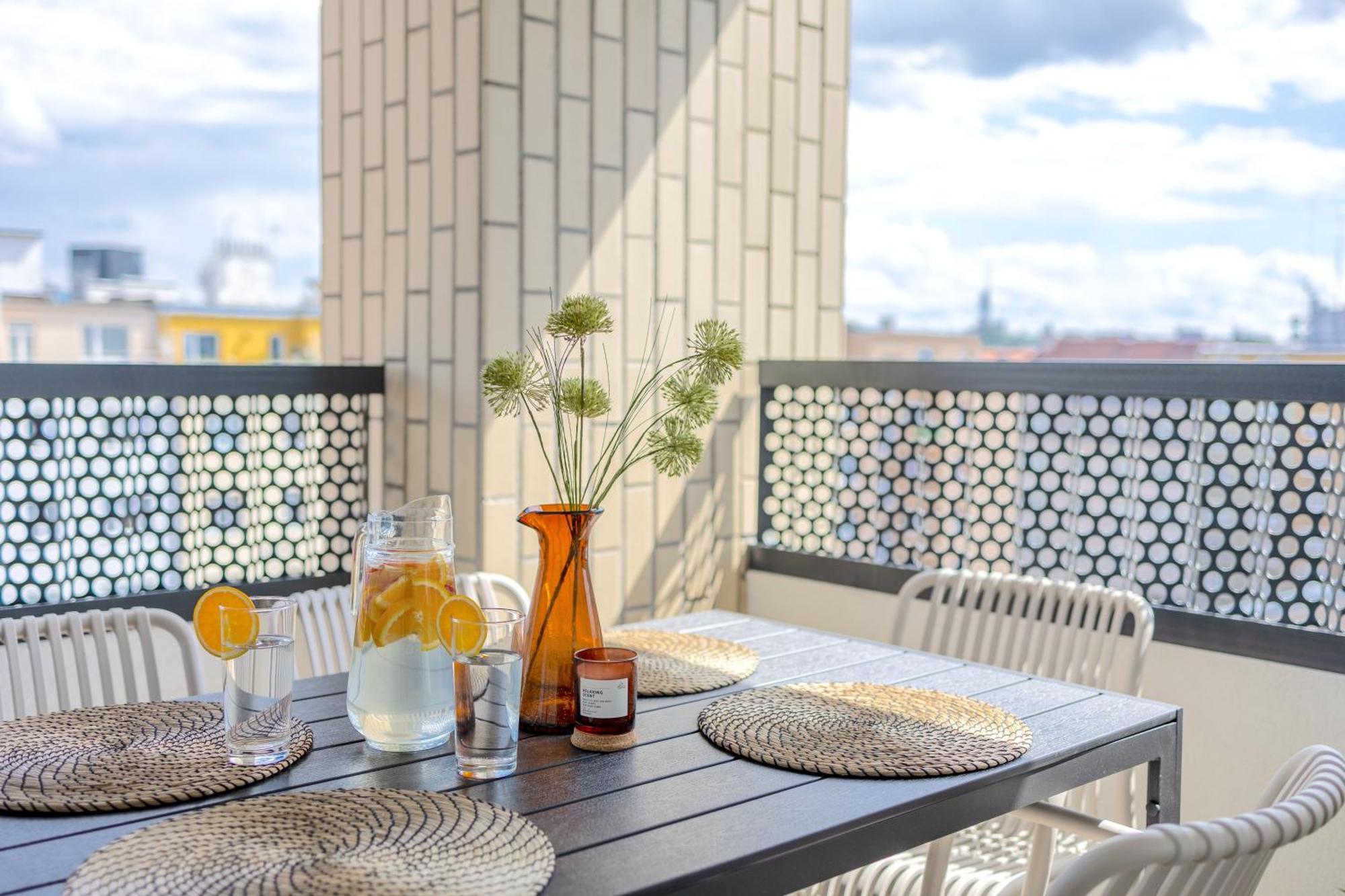Bright 2Br - 7Th Floor, Balcony, Free Parking By Gravity Prague Apartamento Exterior foto