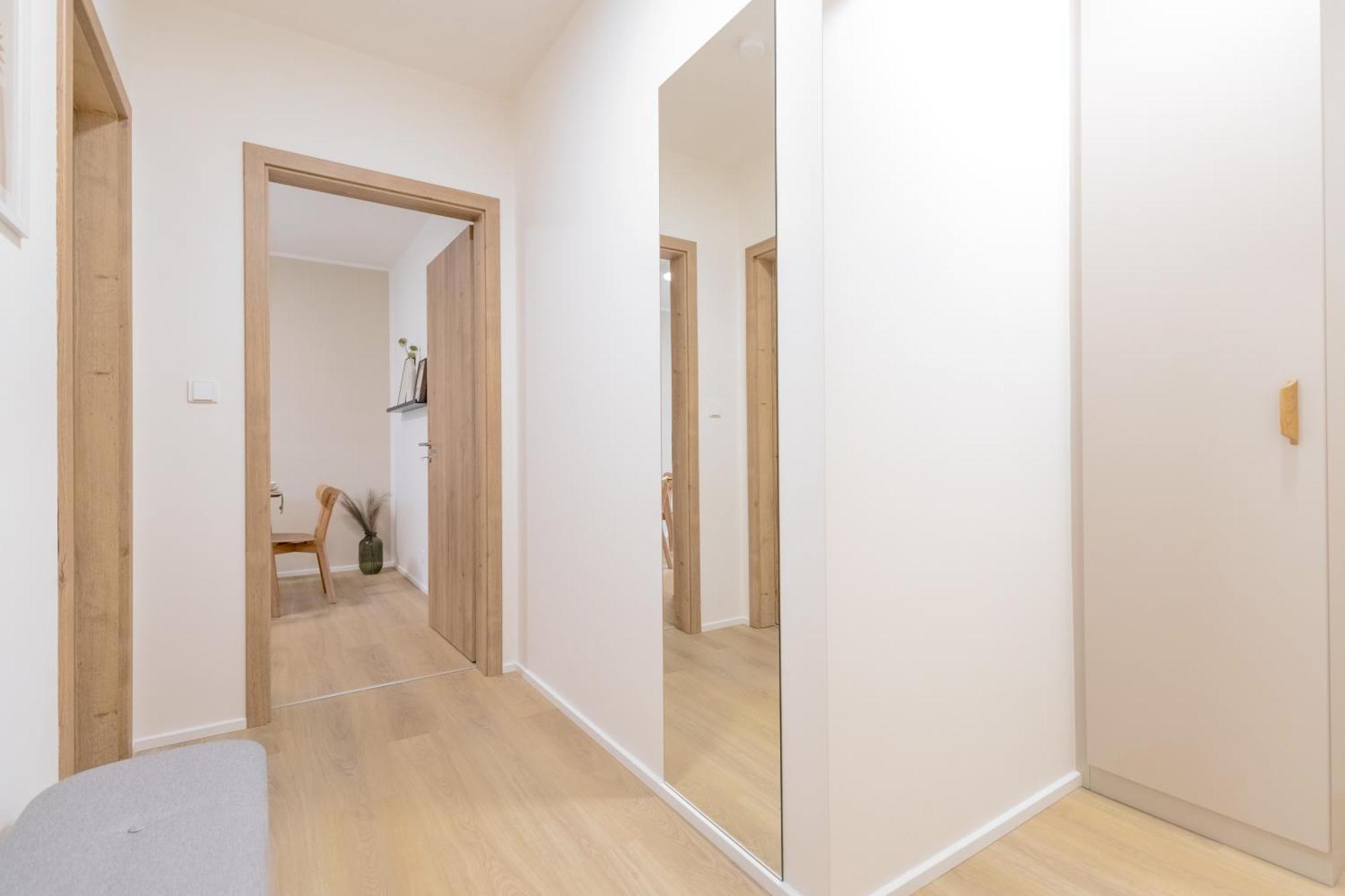 Bright 2Br - 7Th Floor, Balcony, Free Parking By Gravity Prague Apartamento Exterior foto